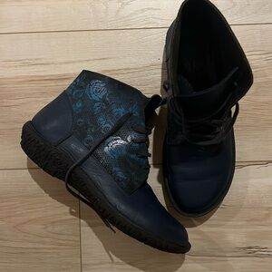 Loints of Holland ankle leather boots